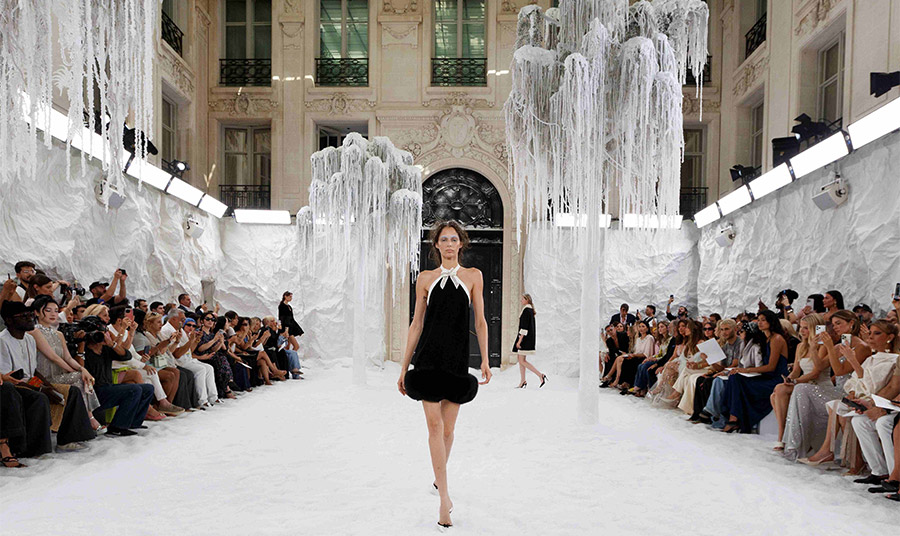 Frozen Eden, the next temptation: «Η παγωμένη Εδέμ» που καθήλωσε το Παρίσι