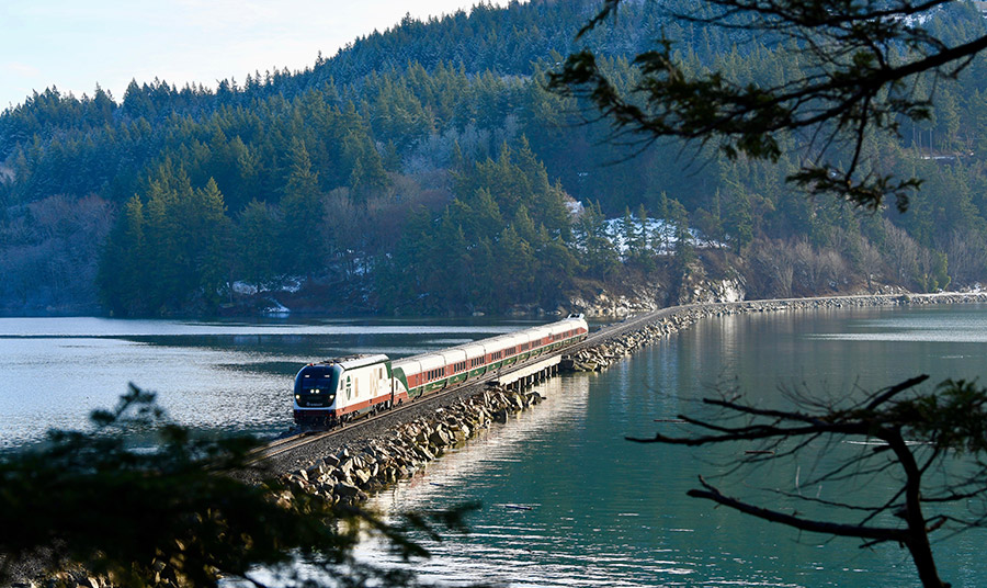 Υπέροχα τοπία κατά μήκος της διαδρομής PHOTO AMTRAK TRAINS