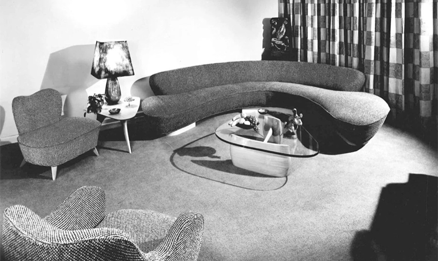 O αυθεντικός καναπές Serpentine του Vladimir Kagan to 1950 PHOTO VLADIMIR KAGAN DESIGN GROUP