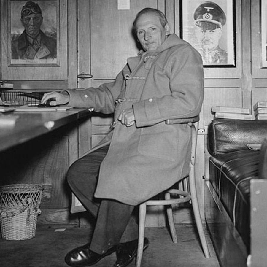 O αρχιστράτηγος των συμμαχικών δυνάμεων Bernard Law Montgomery PHOTO VIA PINTEREST
