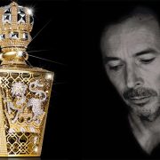 Ο δημιουργός Clive Christian και το πιο ακριβό άρωμα στον κόσμο που θα διατίθεται αποκλειστικά στο Salon de Parfums στα Harrods, για 165.000 ευρώ περίπου!