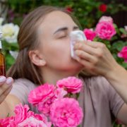 Η εποχή της αλλεργικής ρινίτιδας έρχεται – δείτε πώς να προλάβετε τα συμπτώματα