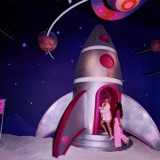 «Barbie: The Dream Experience» στο Άμστερνταμ: Ένα νοσταλγικό ταξίδι