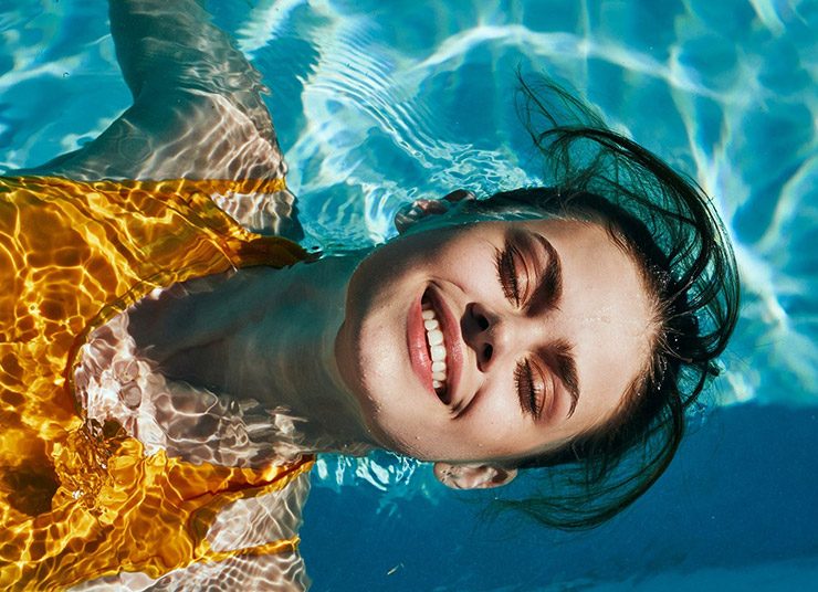 Blue beauty: Το νέο κίνημα της πράσινης ομορφιάς… είναι μπλε!