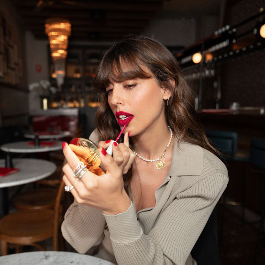 Η makeup artist και ιδρύτρια της Violette, Violette Serrat PHOTO VIA PINTEREST