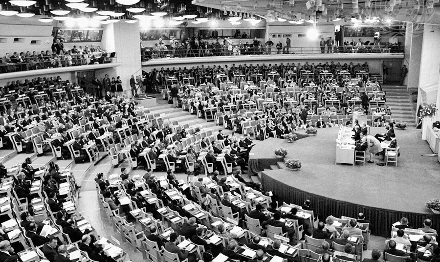 Η έναρξη των εργασιών της Συνέλευσης των Ηνωμένων Εθνών για το Περιβάλλον στη Στοκχόλμη, τον Ιούνιο του 1972