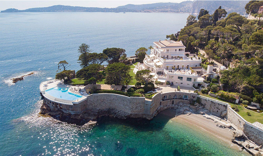 Το θρυλικό Cap Estel πέρασε στην αυτοκρατορία του ομίλου LVMH