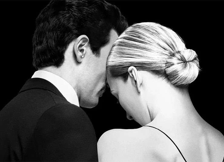 Χτένισμα και μακιγιάζ που έκαναν την Carolyn Bessette-Kennedy το αυθεντικό Cool Girl!