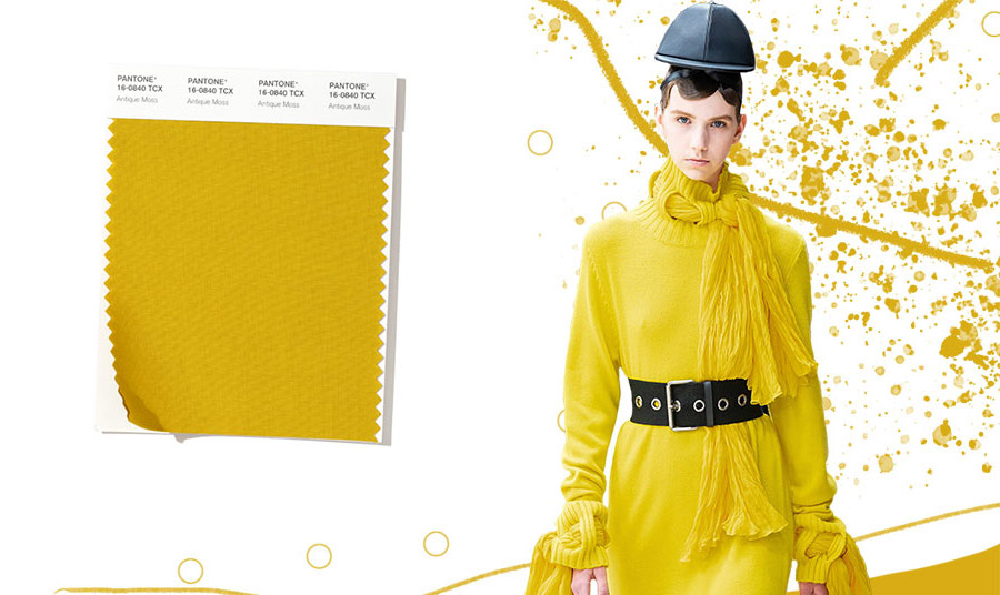 Το antique moss είναι λαμπερό, μία απόχρωση που δεν είναι ακριβώς κίτρινο, ούτε όμως και πράσινο. Έχει έντονο τόνο και μπορεί να δημιουργήσει εντυπωσιακές αντιθέσεις με τα υπόλοιπα χρώματα της σεζόν