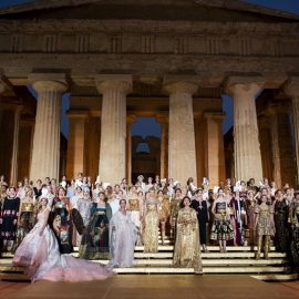 "Μου δίνει το όνειρο", δήλωσε ο Dolce μετά τη θεαματική παράσταση, "και με βοηθά να ζήσω τους επόμενους έξι μήνες"! Στο τέλος του σόου μπροστά από τον ναό Concordia