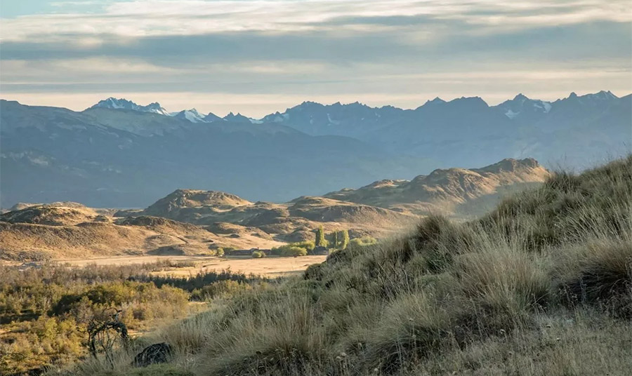 Μια μεγάλη διαδρομή με βάση όλα τα κριτήρια, ο πιο μοναχικός δρόμος τής Παταγονίας, γρήγορα γίνεται πρόκληση PHOTO LANDEDTRAVELA.COM