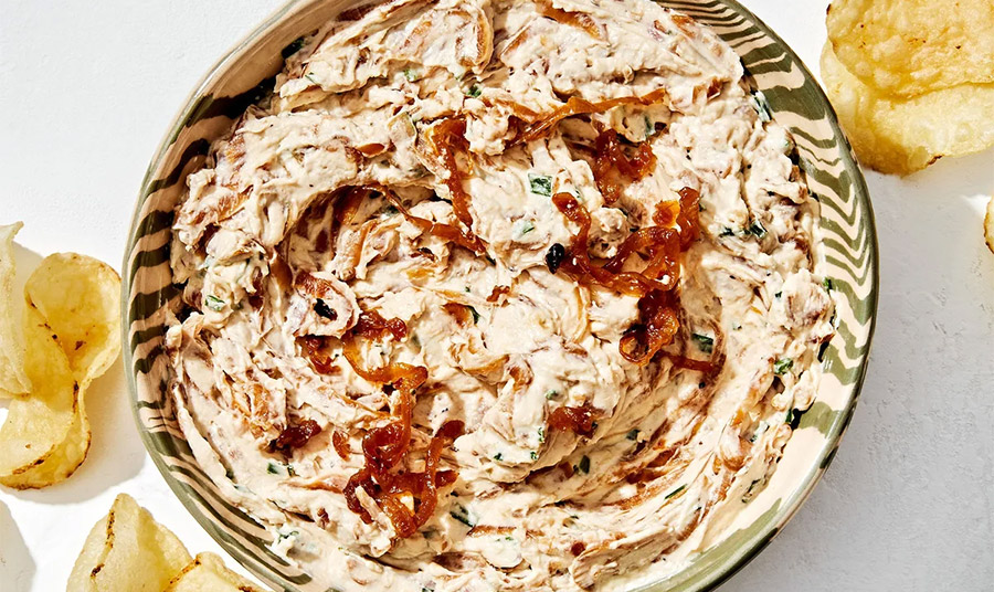 Ντιπ με καραμελωμένα κρεμμύδια: Τέλειο για τα πάρτι σας!