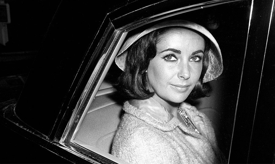 Η Ελίζαμπεθ Τέιλορ είναι η επιτομή της διαχρονικής κομψότητας και του άψογου γούστου 