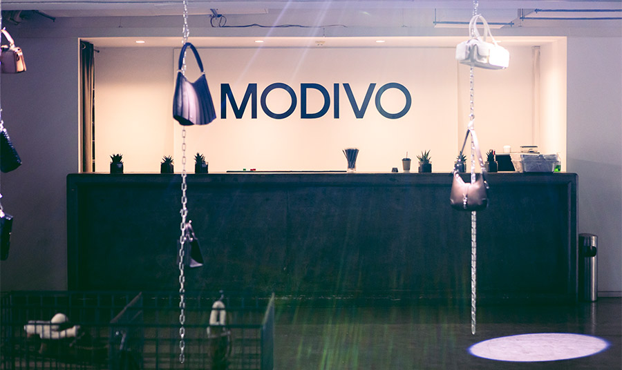 Μία εντυπωσιακή εμπειρία στα Fashion Art Gallery από το Modivo και το epapoutsia.gr