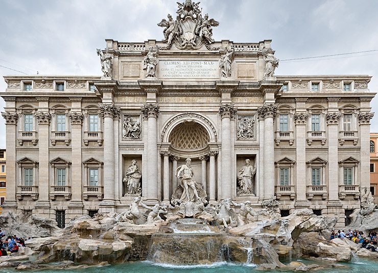 Η μαγευτική ιστορία του κεντρικού γλυπτού στη Φοντάνα ντι Τρέβι
