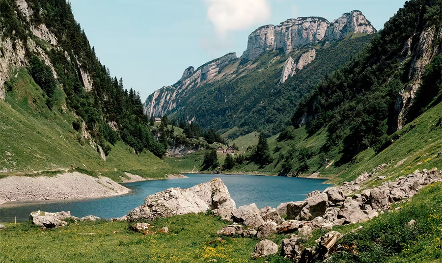 Τοπίο στο Alpstein PHOTO www.myswitzerland.com