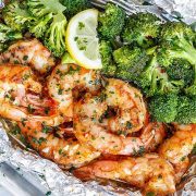 Πακετάκια από γαρίδα και μπρόκολο, με σάλτσα βουτύρου, σκόρδου και λεμονιού!