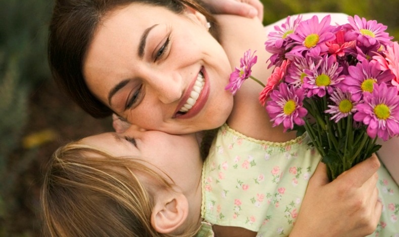 Γιορτή της Μητέρας: Τι γιορτάζουμε;