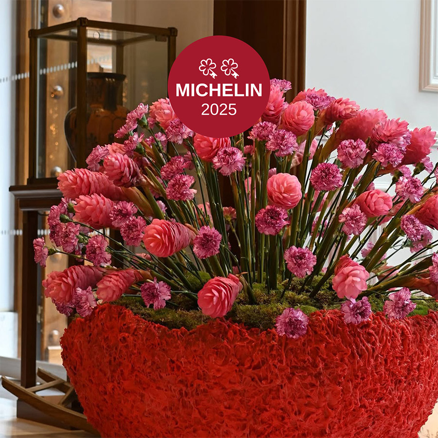 Το THE DOLLI έχει βραβευτεί με δύο Michelin Keys