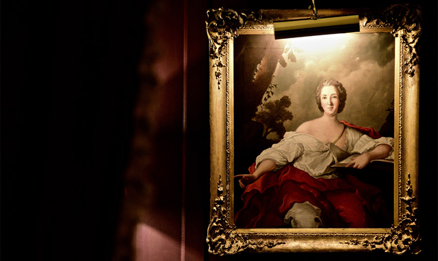 Στη σουίτα Theresa Cornelys το πορτραίτο της σοπράνο του 18ου αιώνα από την οποία πήρε το όνομά της