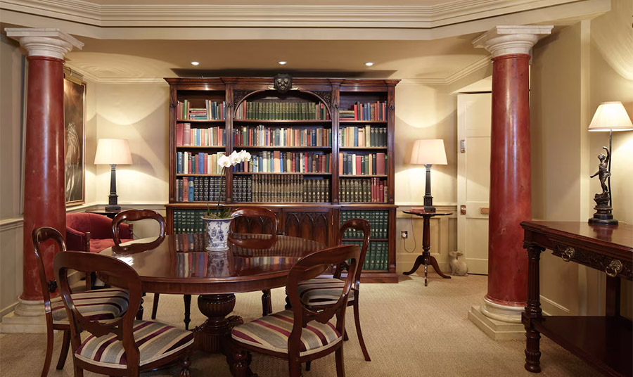 Οι κοινόχρηστοι χώροι είναι άνετοι και προσφέρουν μια σπιτική ατμόσφαιρα