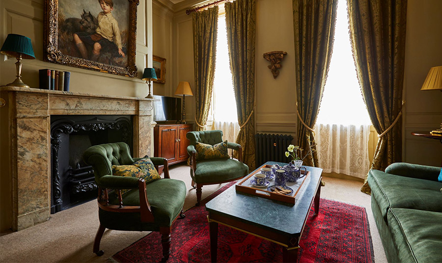 Το καθιστικό της σουίτας Baron Willoughby