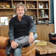 Ο Renzo Rosso, εκπρόσωπος του ομίλου OTB στον οποίο ανήκει ο οίκος μόδας Maison Martin Margiela