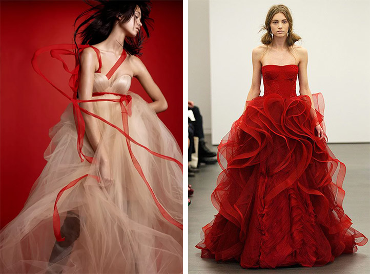 Μία από τις πιο εντυπωσιακές δημιουργίες είναι το ονειρικό στράπλες στυλ αμπίρ νυφικό φόρεμα από ιταλικό τούλι και μεταξωτό σιφόν, σε μία αιθέρια ροή! PHOTO VERA WANG // Μία εντυπωσιακή νυφική τουαλέτα σε κατακόκκινο χρώμα από τη συλλογή άνοιξη 2024 PHOTO VERA WANG