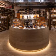 Louis Vuitton Café: Το νέο κομψό σημείο στο Παρίσι