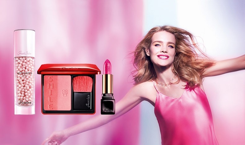 Spring Glow από τον Guerlain: Βάση λάμψης για τέλεια επιδερμίδα, M?t?orites, ρουζ με αποχρώσεις σατινέ κόκκινο και ντελικάτο ροζ και κραγιόν Νο 372 Αll about Pink.
