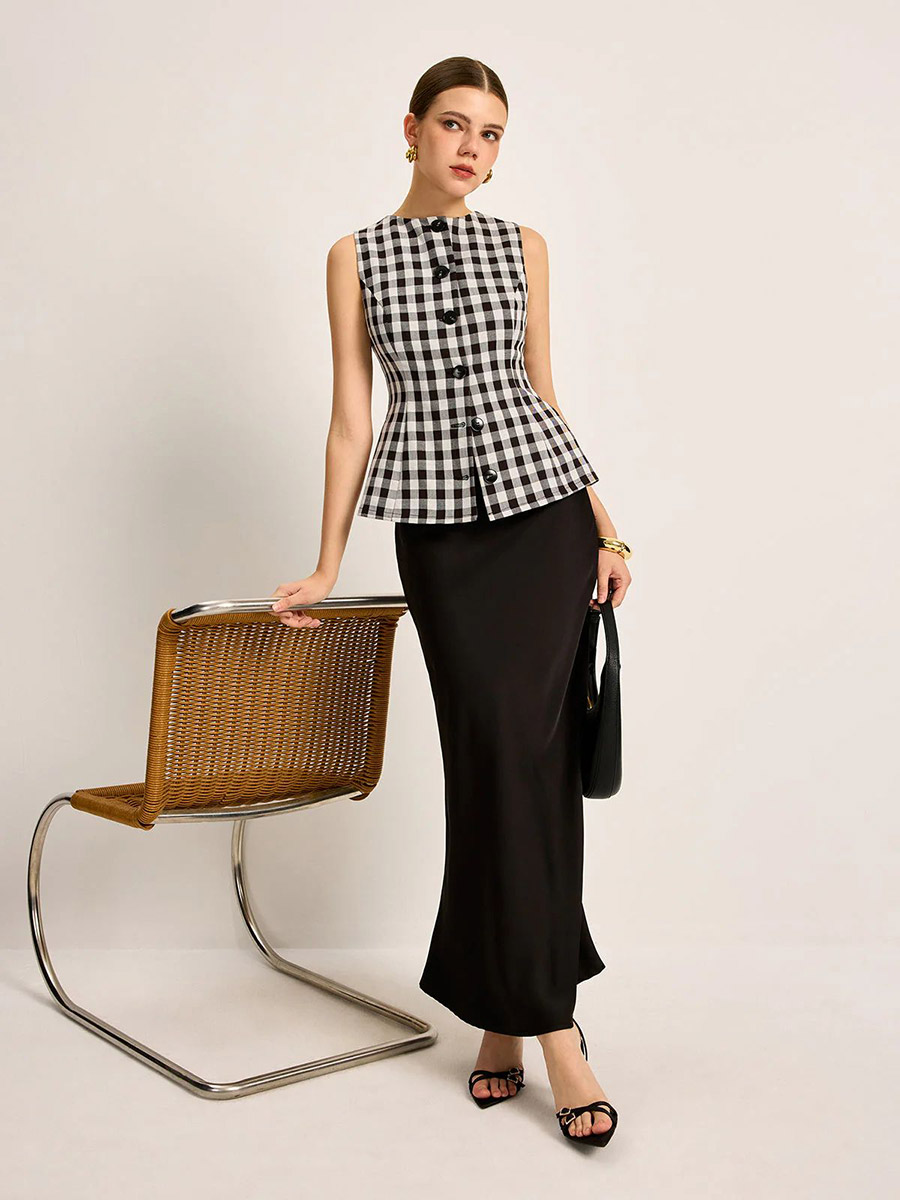 Κλασική κομψότητα με ασπρόμαυρο καρό PHOTO CLASSY LOOKER