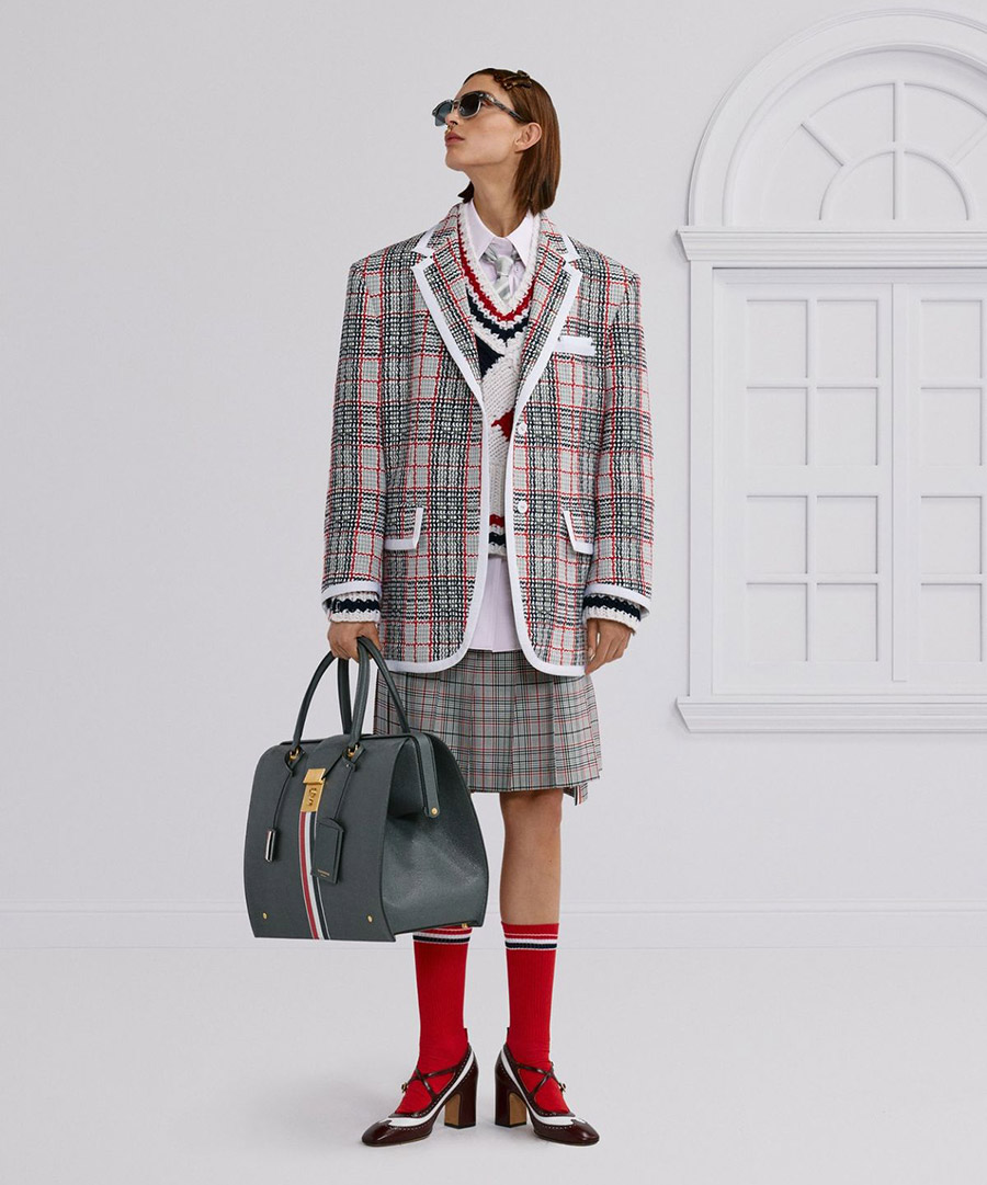 To κολεγιακό στυλ σε άψογη μοντέρνα εκδοχή PHOTO THOM BROWNE RESORT 2026 