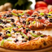 6 μύθοι για την πίτσα καταρρίπτονται!