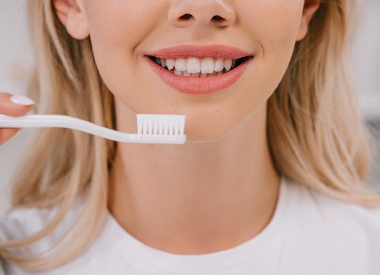 Πώς να καθαρίσετε σωστά την οδοντόβουρτσά σας