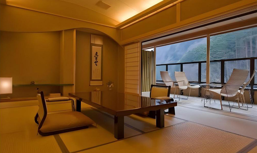 PHOTO NISHIYAMA ONSEN KEIUNKAN 