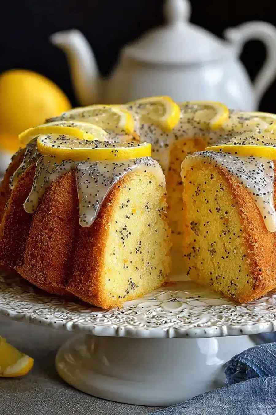 Κλασικό κέικι με λεμόνι και παπαρουνόσπορο PHOTO VIA PINTEREST