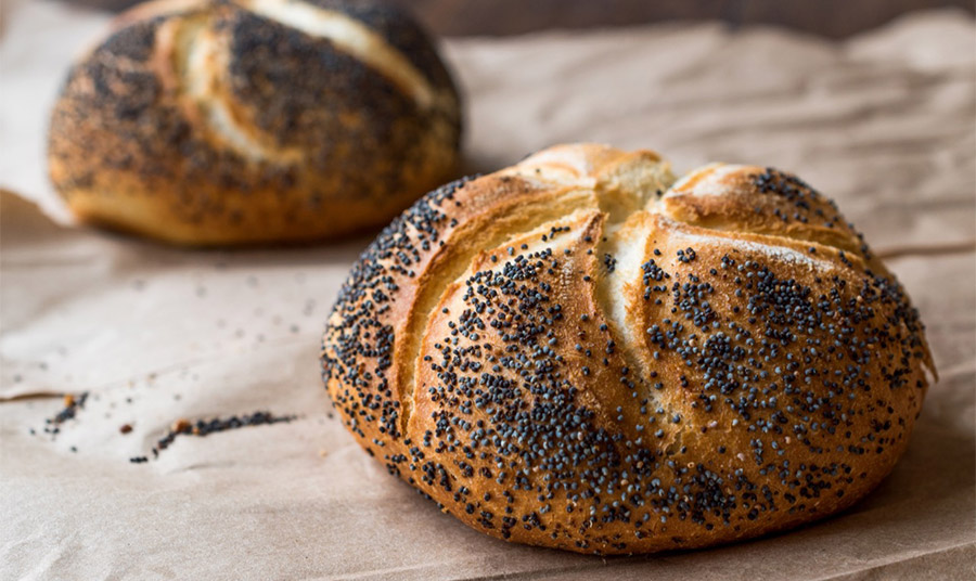 Ψωμάκια με παπαρουνόσπορο PHOTO CHRISTINE BAILEY