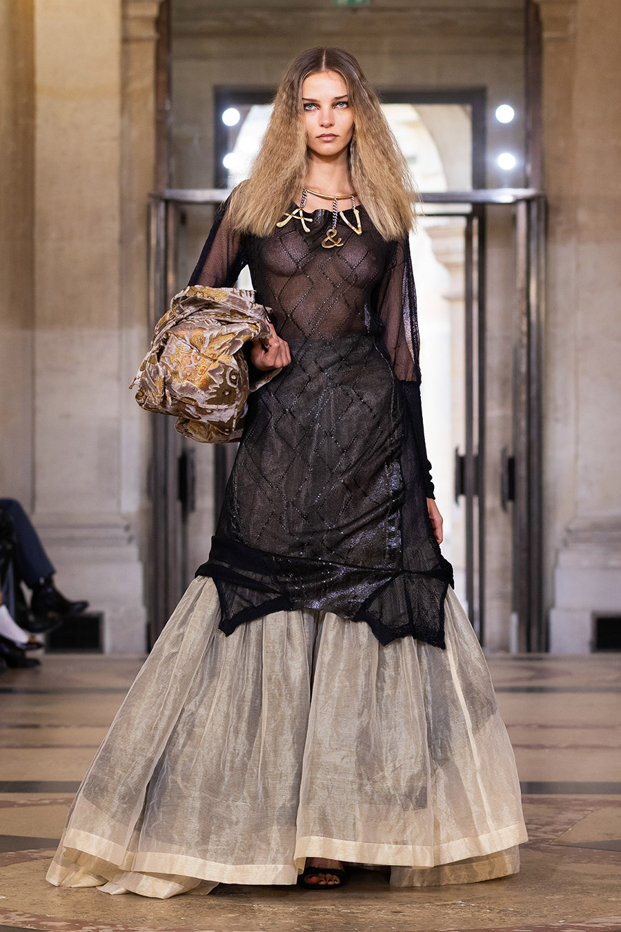 Από την πασαρέλα Vivienne Westwood  άνοιξη-καλοκαίρι 2026 PHOTO LOOKBOOK VIVIENNE WESTWOOD 