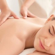 Περιποιηθείτε τον εαυτό σας σε ένα spa!