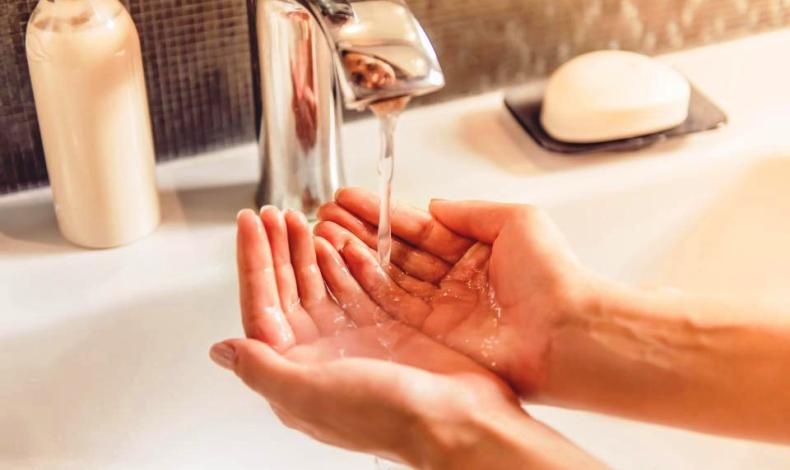 Το πλύσιμο των χεριών ενεργοποιεί τον εγκέφαλό μας!