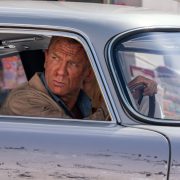 Έρχεται το επίσημο podcast του James Bond
