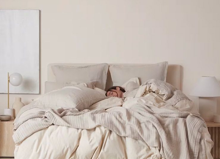 Οι ειδικοί αποκαλύπτουν πώς θα ζεστάνουμε το κρεβάτι μας τον χειμώνα σε ένα μόνο λεπτό!