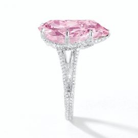 Ένα σπάνιο ροζ διαμάντι βγαίνει στο σφυρί