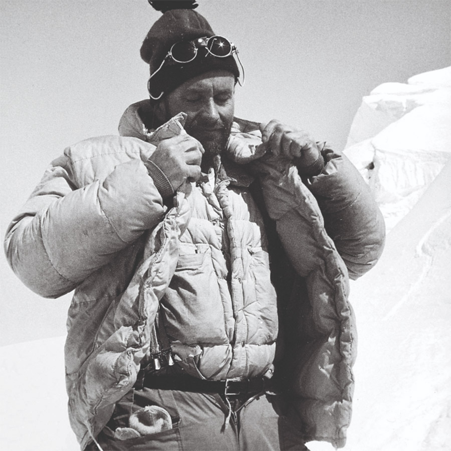 Tα πουπουλένια μπουφάν του οίκου Moncler 1952, PHOTO MONCLER