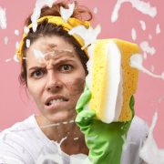 Νιώθετε σαν συναισθηματικό σφουγγάρι; Πώς να προστατεύσετε τον εαυτό σας!