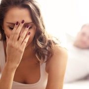 Νέα μελέτη: Οι σύζυγοι προκαλούν περισσότερο άγχος στις γυναίκες παρά τα παιδιά