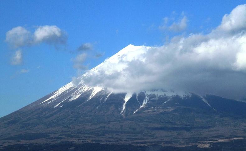 Το επιβλητικό και πανέμορφο όρος Fuji