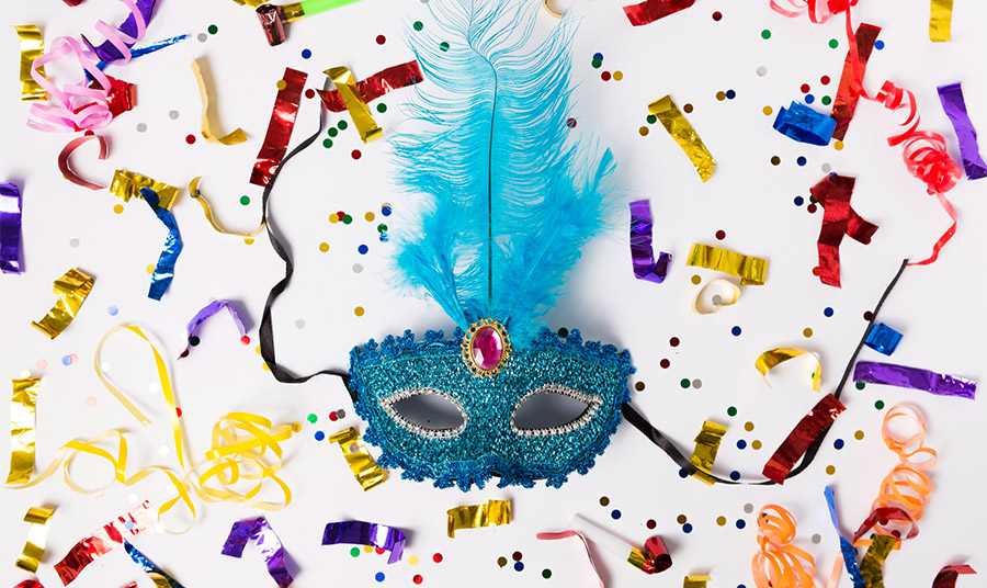 Τι τρώμε και πώς γιορτάζουμε το τελευταίο Σαββατοκύριακο της Αποκριάς