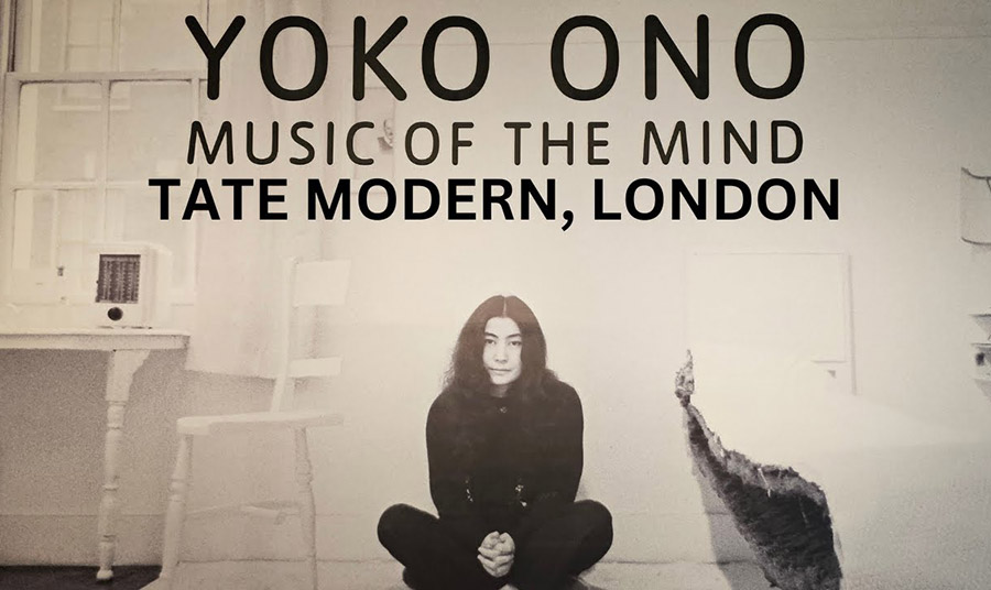 Yoko Ono: Music of the Mind στην Tate Modern Gallery εξερευνά τη ριζοσπαστική κληρονομιά της