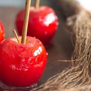 Ζαχαρωμένα μήλα: Μία νοσταλγική λιχουδιά
